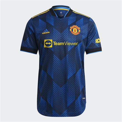 manchester united 2021 22 kit.